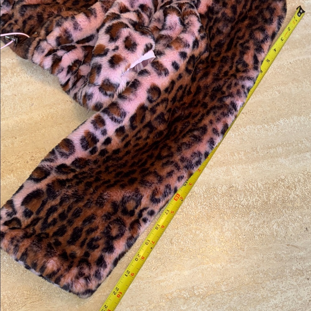 KENDALL & KYLIE Leopard Jacket, Cropped, drawstring bottom, Pink Faux Fur S - Picture 15 of 17